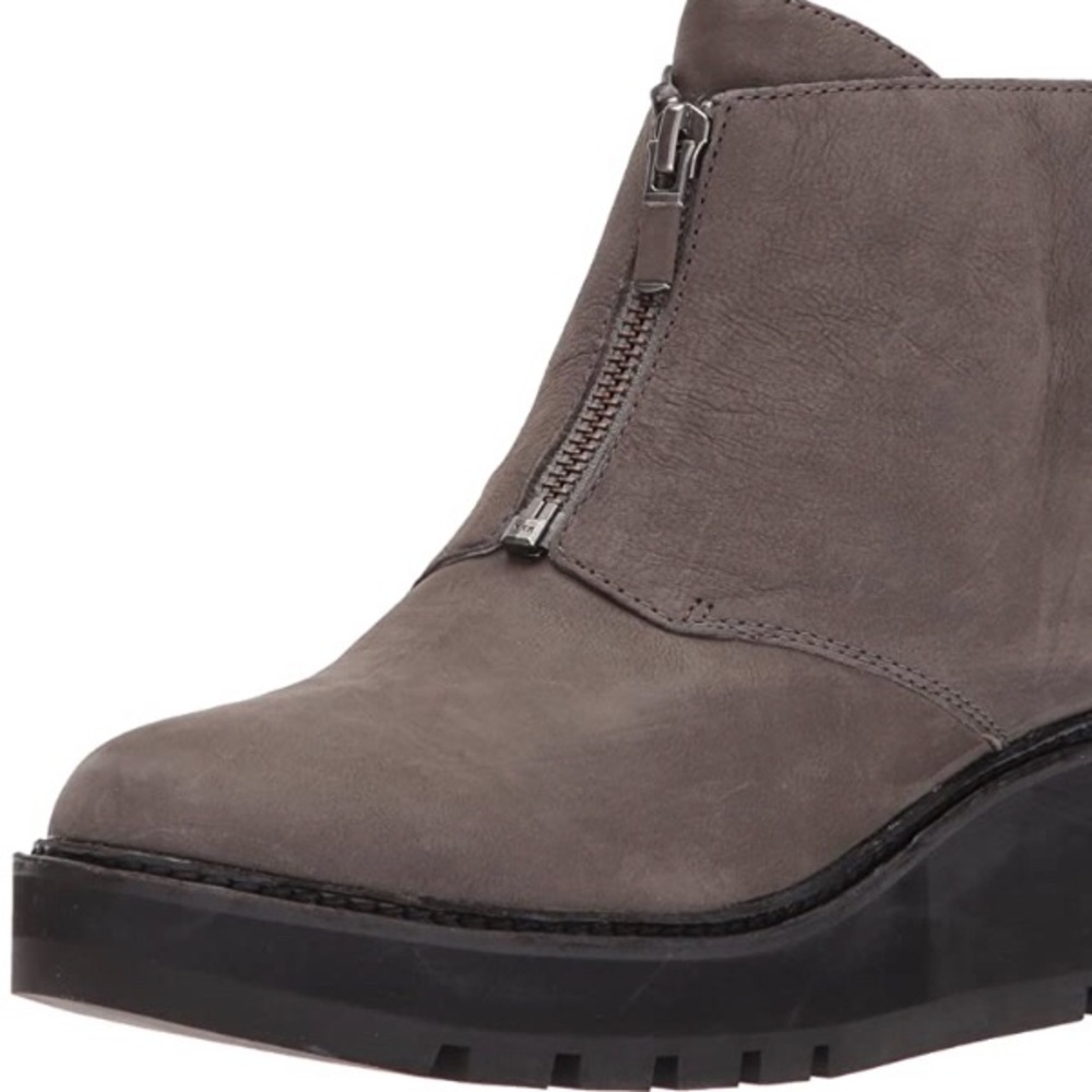Eileen Fisher Women's Casey Chukka Boot